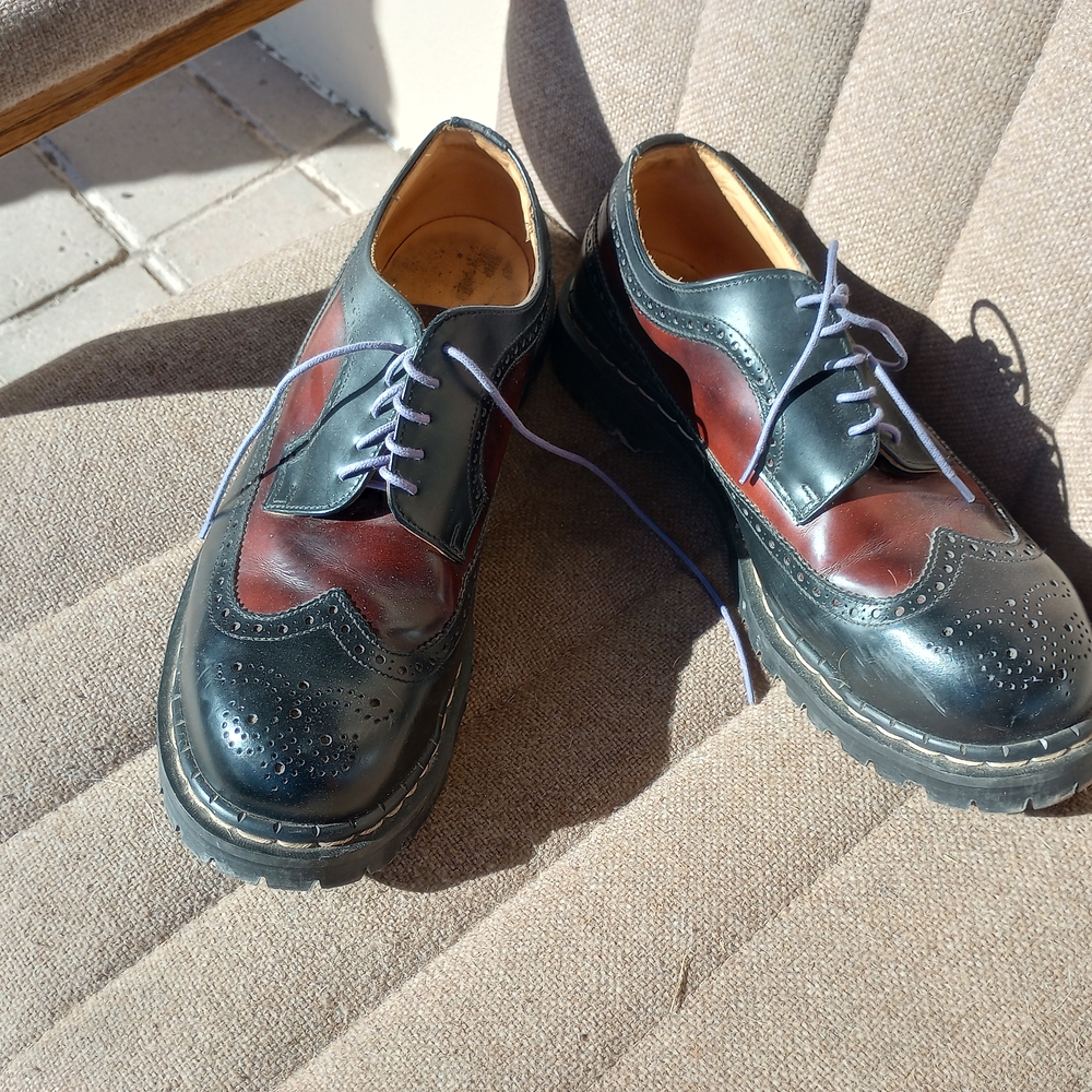 Men's Black and Brown Oxford Shoes